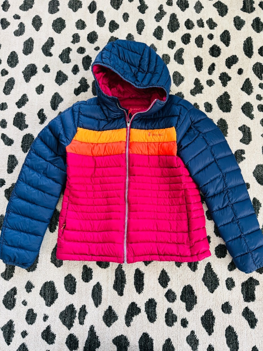 Cotopaxi Fuego Hooded Down Jacket Maritime Raspberry M